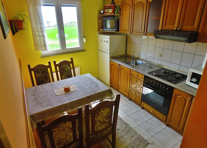 Apartman Ribnjak 10 *