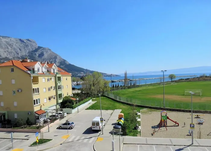 Ribnjak 10 Omiš